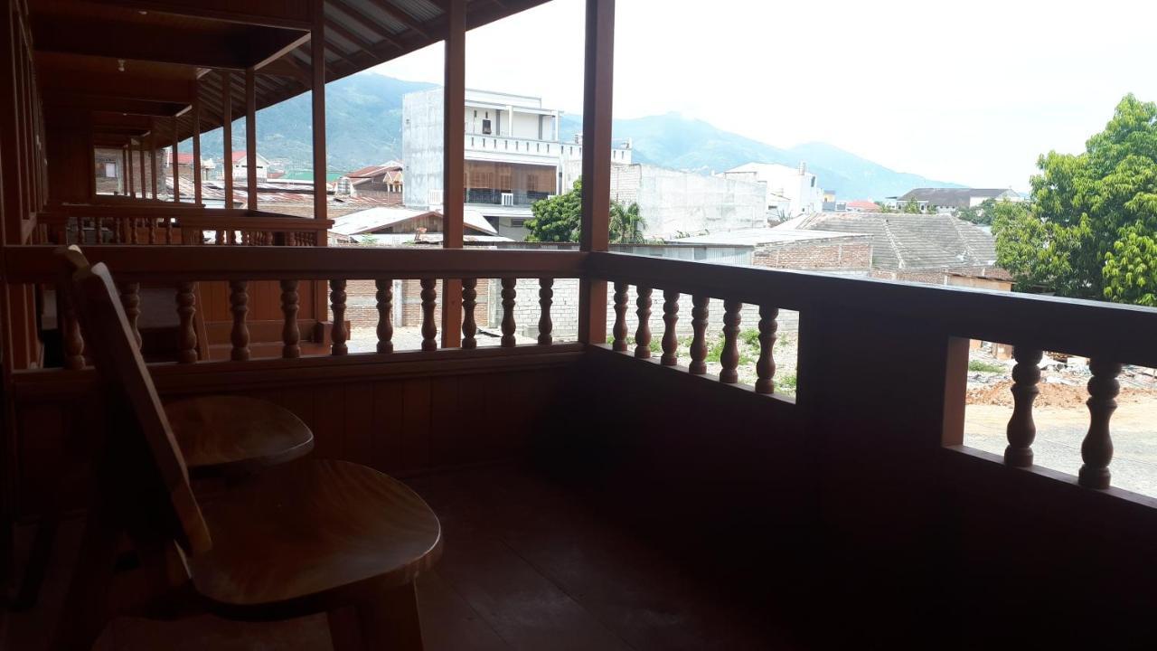 Granada Inn Palu Exterior photo