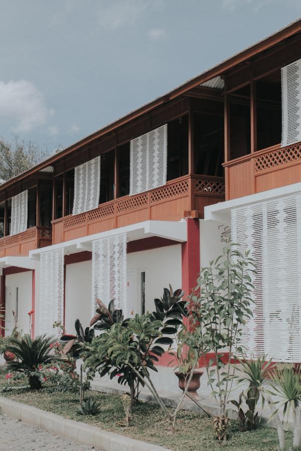 Granada Inn Palu Exterior photo